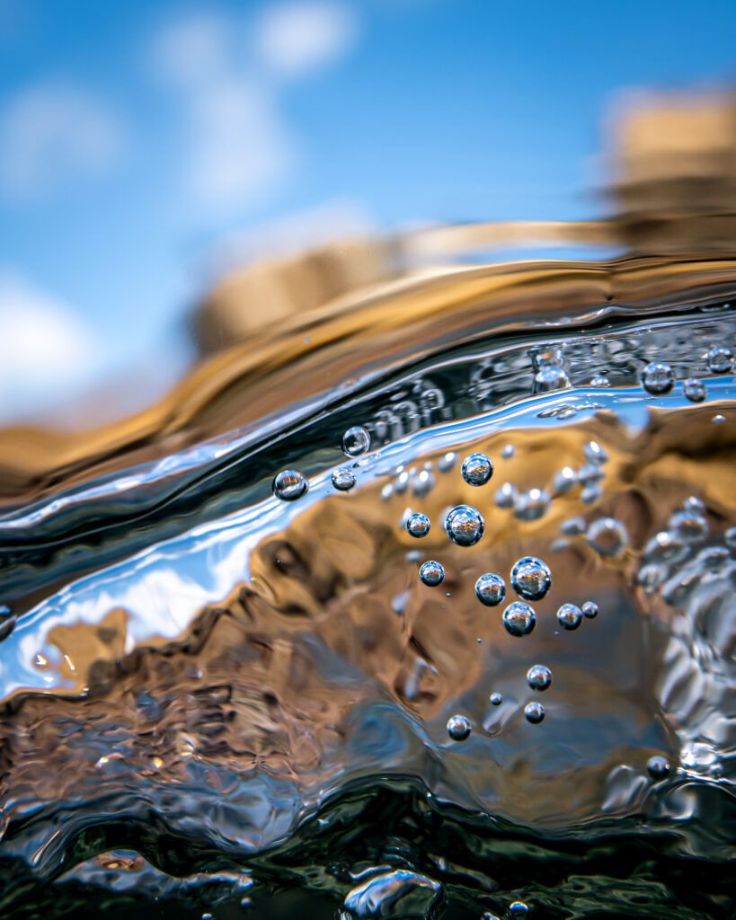 imagen de agua en el mar